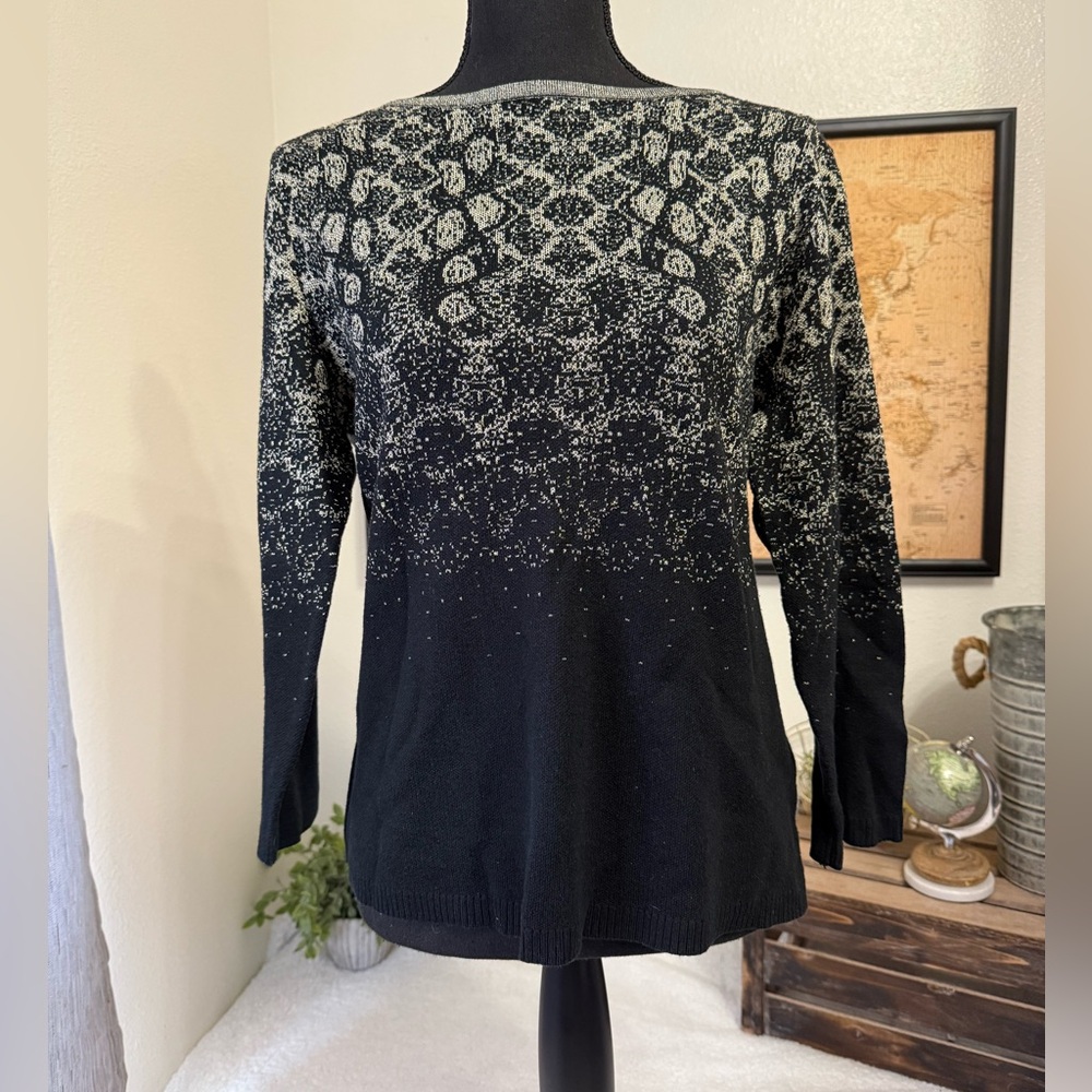 Women’s black gold sweater 3/4 sleeve